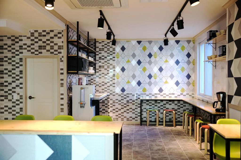 Moiri Guesthouse يوسو المظهر الخارجي الصورة