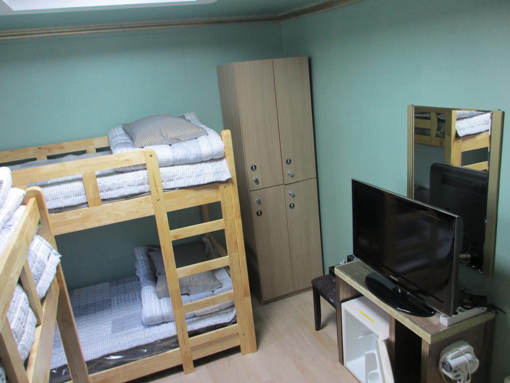 Moiri Guesthouse يوسو المظهر الخارجي الصورة