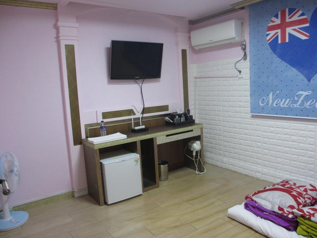 Moiri Guesthouse يوسو المظهر الخارجي الصورة
