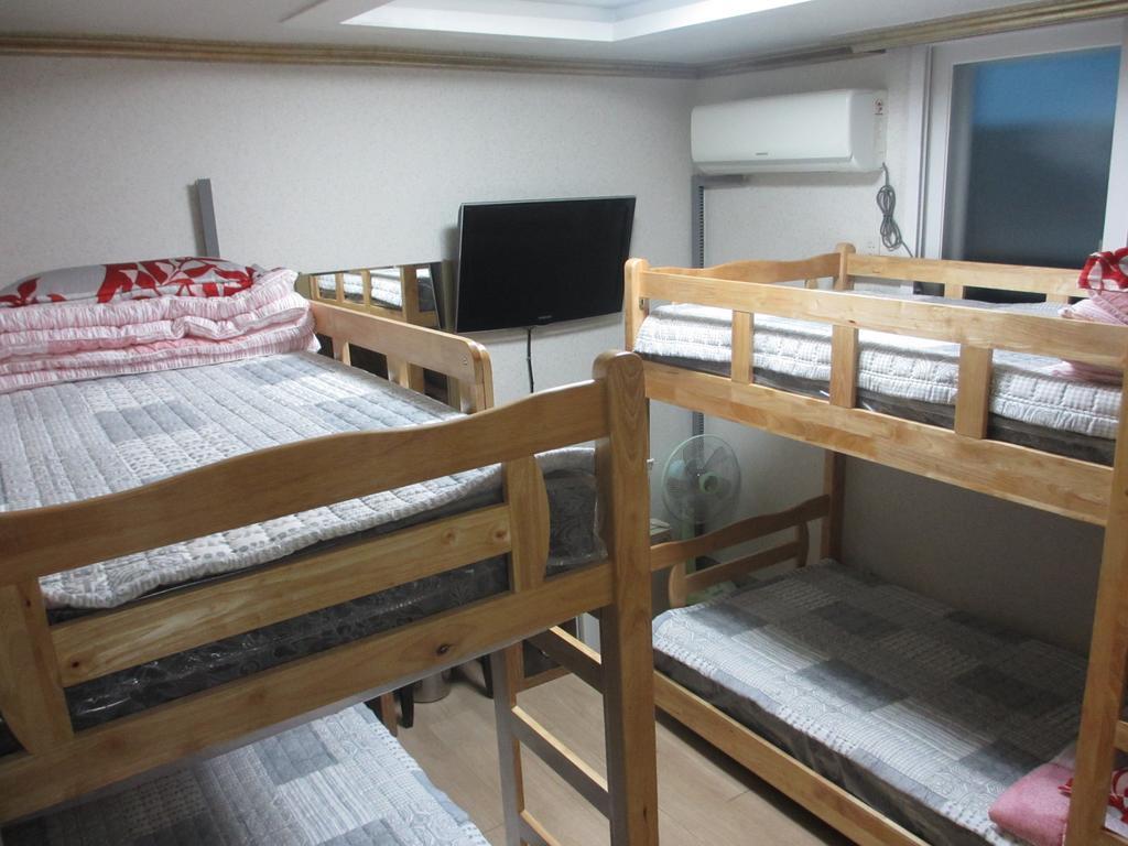 Moiri Guesthouse يوسو المظهر الخارجي الصورة